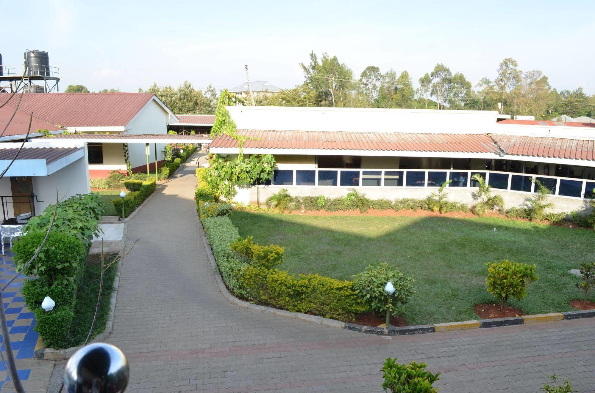 Royal City Dubai Complex Kisumu Exterior photo