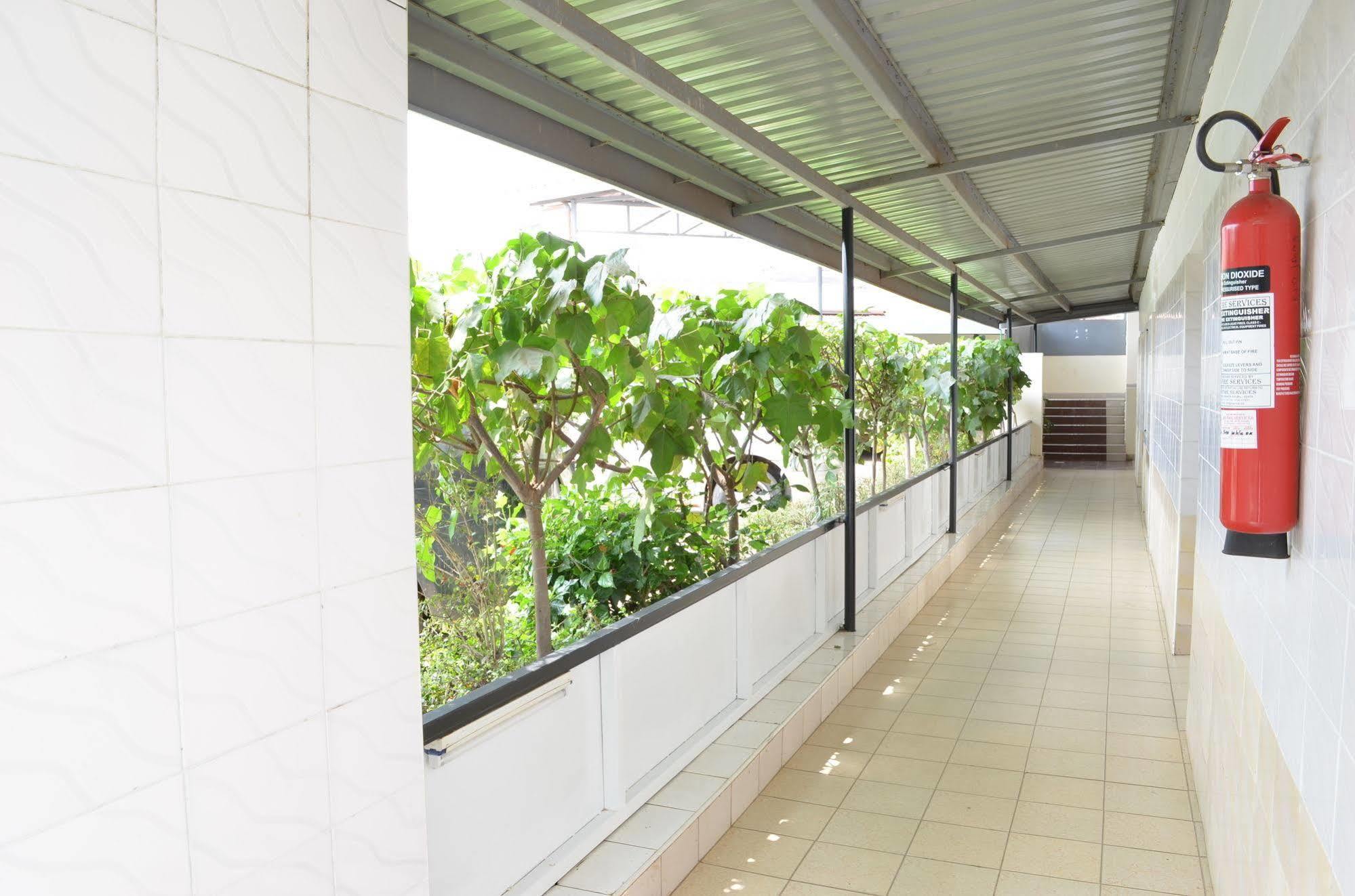 Royal City Dubai Complex Kisumu Exterior photo